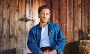 Lewis Pullman
